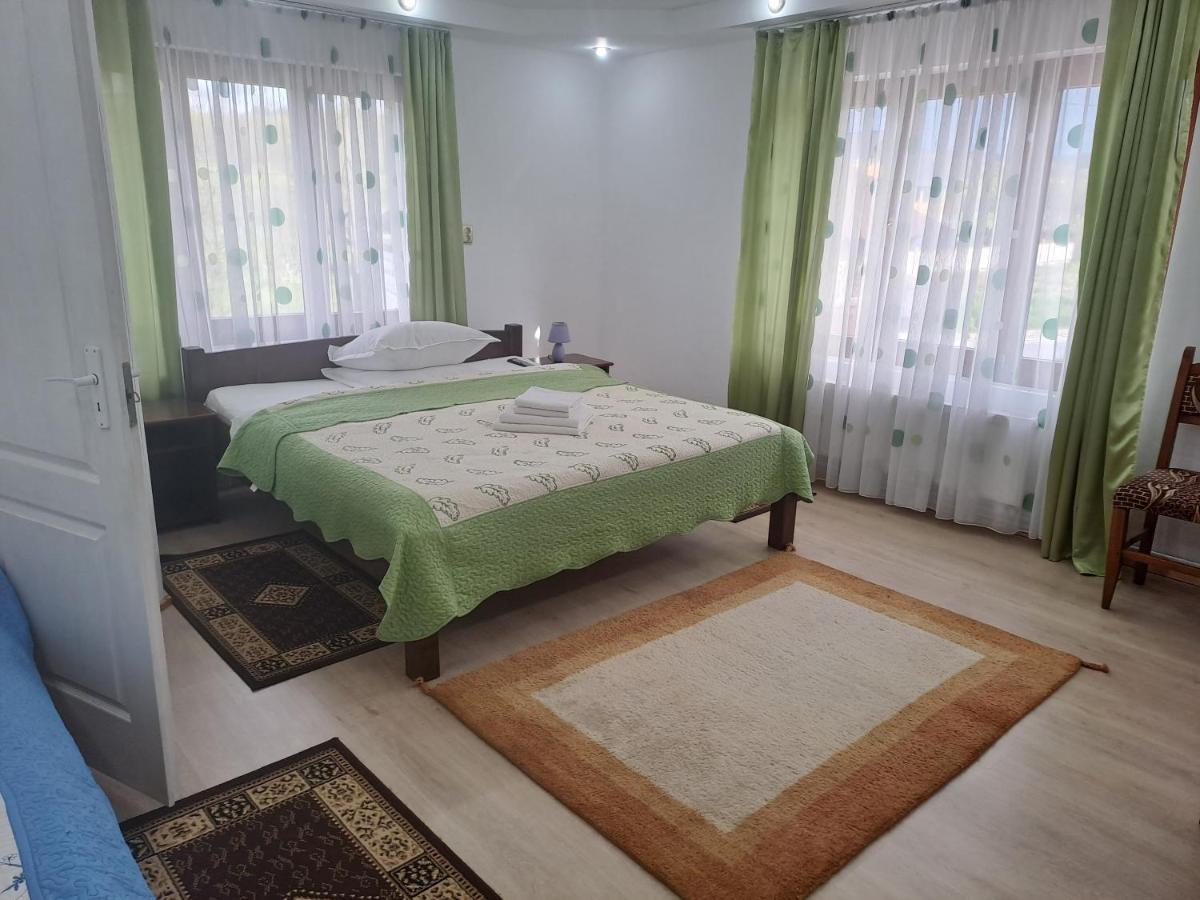 Pensiunea Rednic Lenuta Giulesti Exterior foto